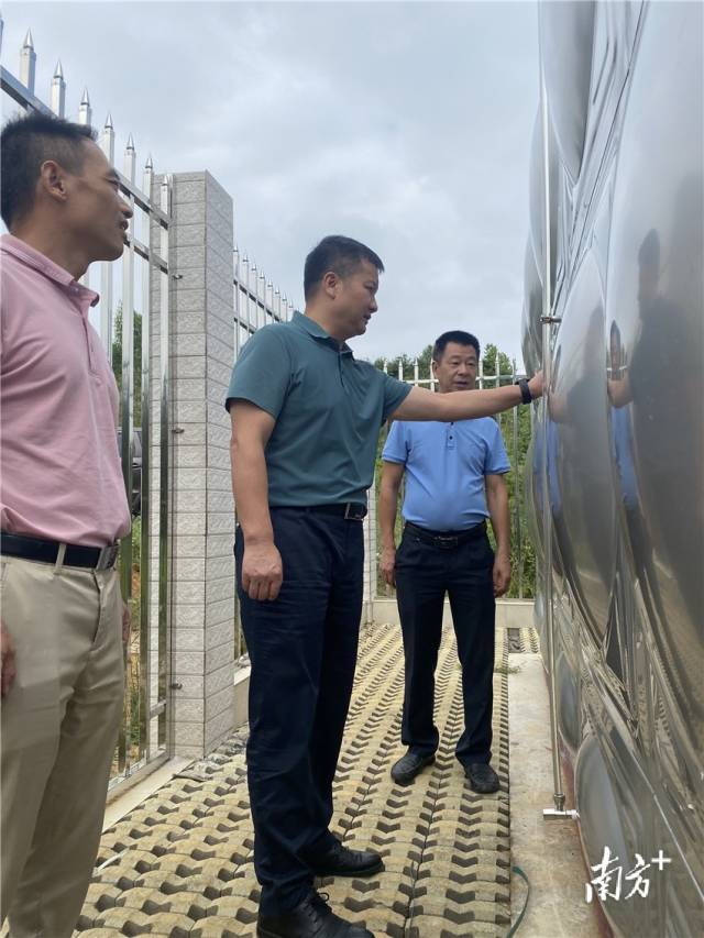 查看農村集中供水提質提標工程建設情況。
