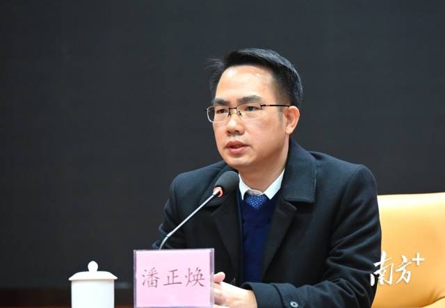 連州市委書記潘正煥就落實好今年工作目標任務(wù)進行部署。黃津 攝