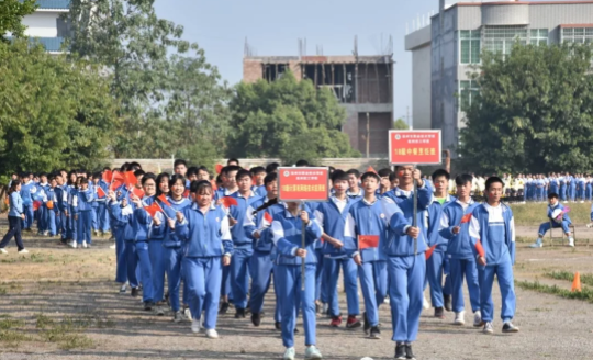 連州市職業(yè)技術(shù)學(xué)校、連州技工學(xué)校舉辦2019年廣播操比賽359.png
